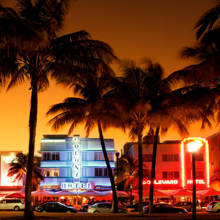 Ocean Drive in Miami, Florida, a fabulous roadtrip for art lovers.